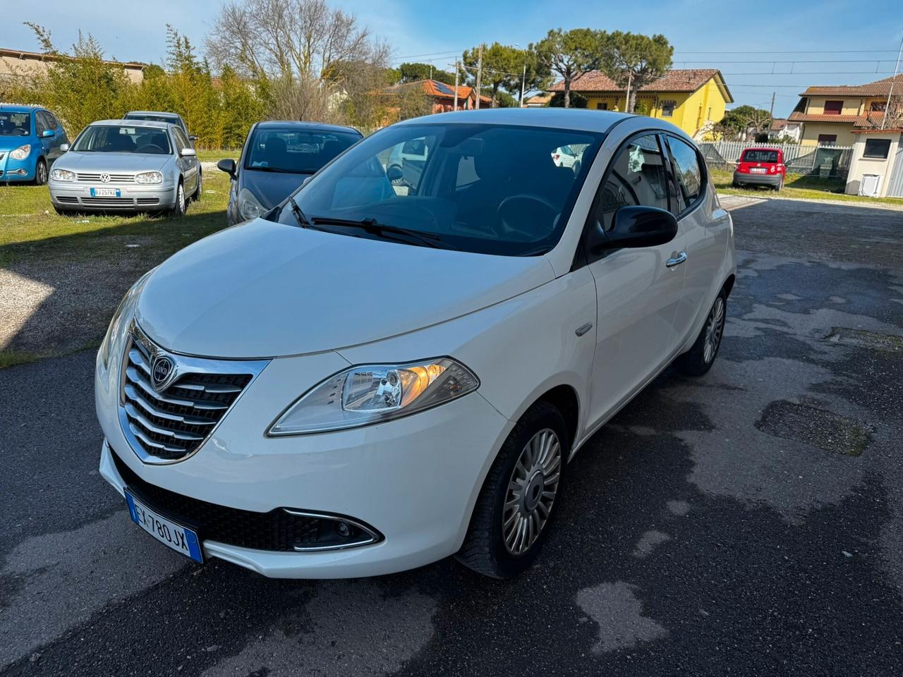 Lancia Ypsilon 0.9 TwinAir 85 CV 5 porte S&S Silver