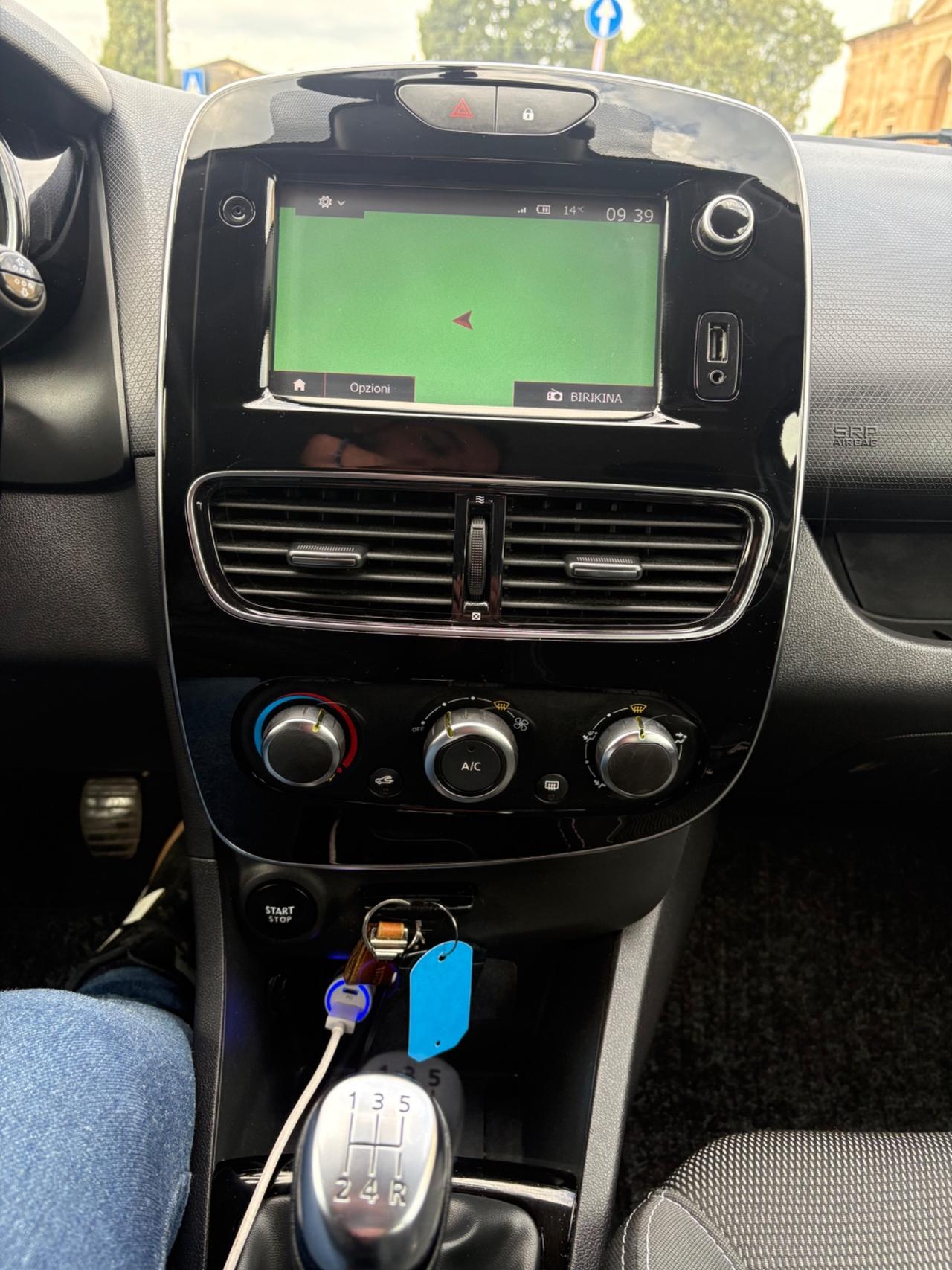 Renault Clio .900..benzina/ GPL anno 2018 km 130