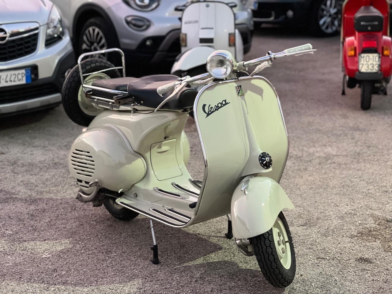 Piaggio Vespa 150 (VBB1) Struzzo