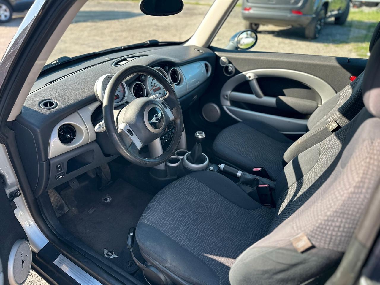 Mini 1.6 16V Cooper