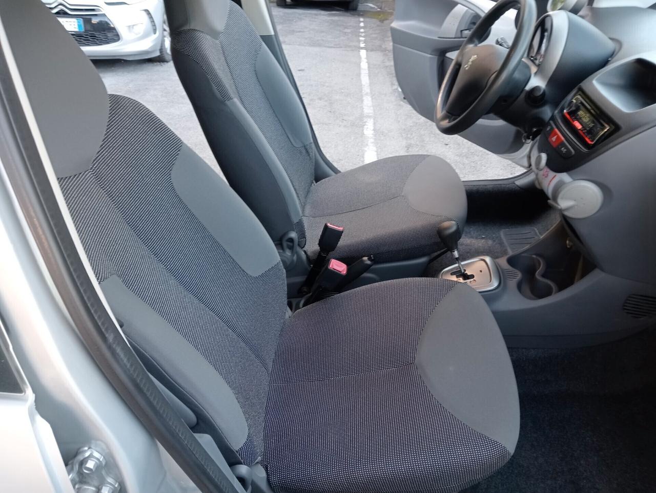 Peugeot 107 1.0 68CV 5p. AUTOMATICA