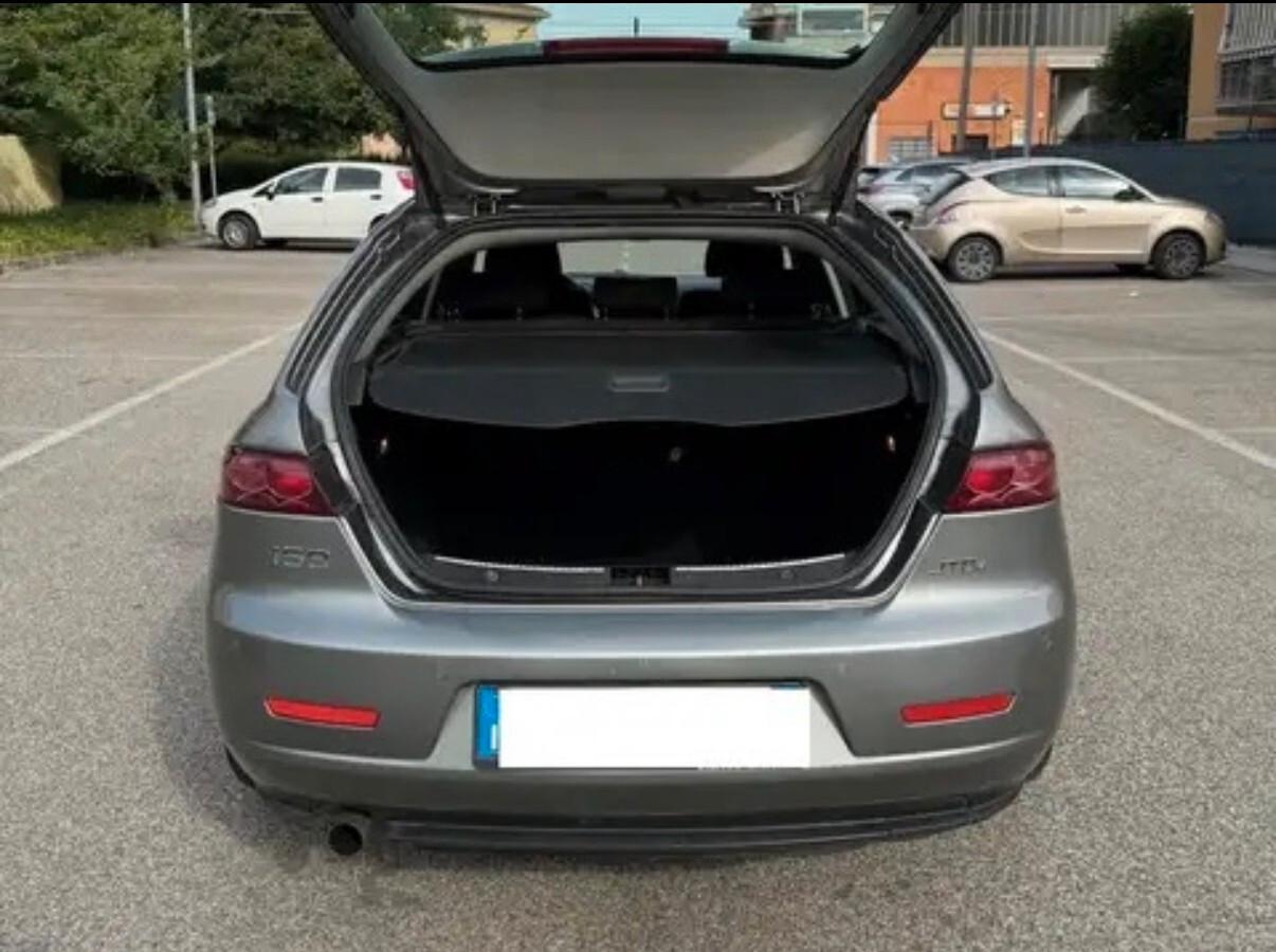 Alfa Romeo 159 SW 1.9 jtdm -