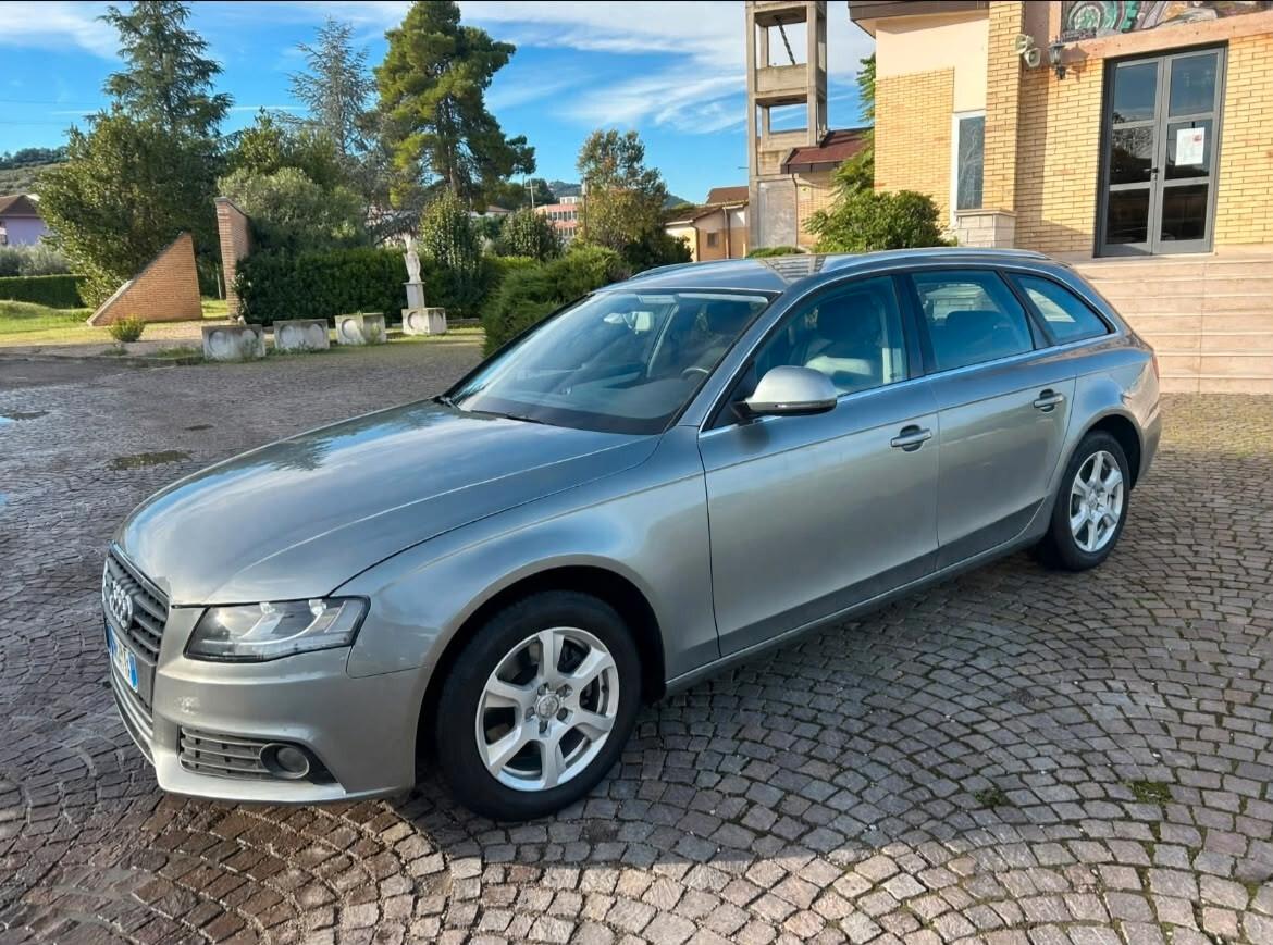 Audi A4 Avant 2.0 TDI 143CV F.AP. mult. Ambiente