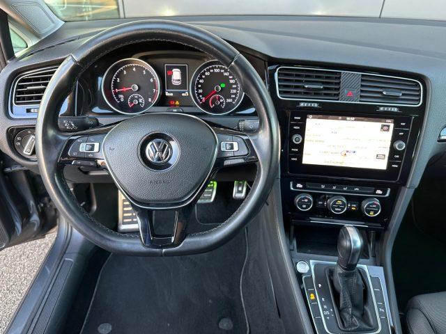 VOLKSWAGEN Golf 1.5 TGI 130cv DSG 5p. HIGHLINE R-LINE PACK-LED-NAV