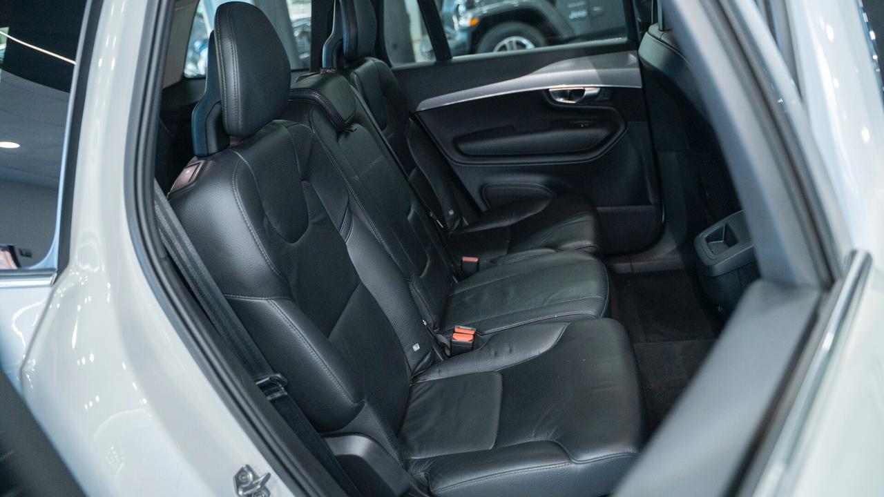 Volvo XC 90 XC90 2.0 B5 MOMENTUM PRO AWD 7 POSTI TETTO PELLE NAVI F