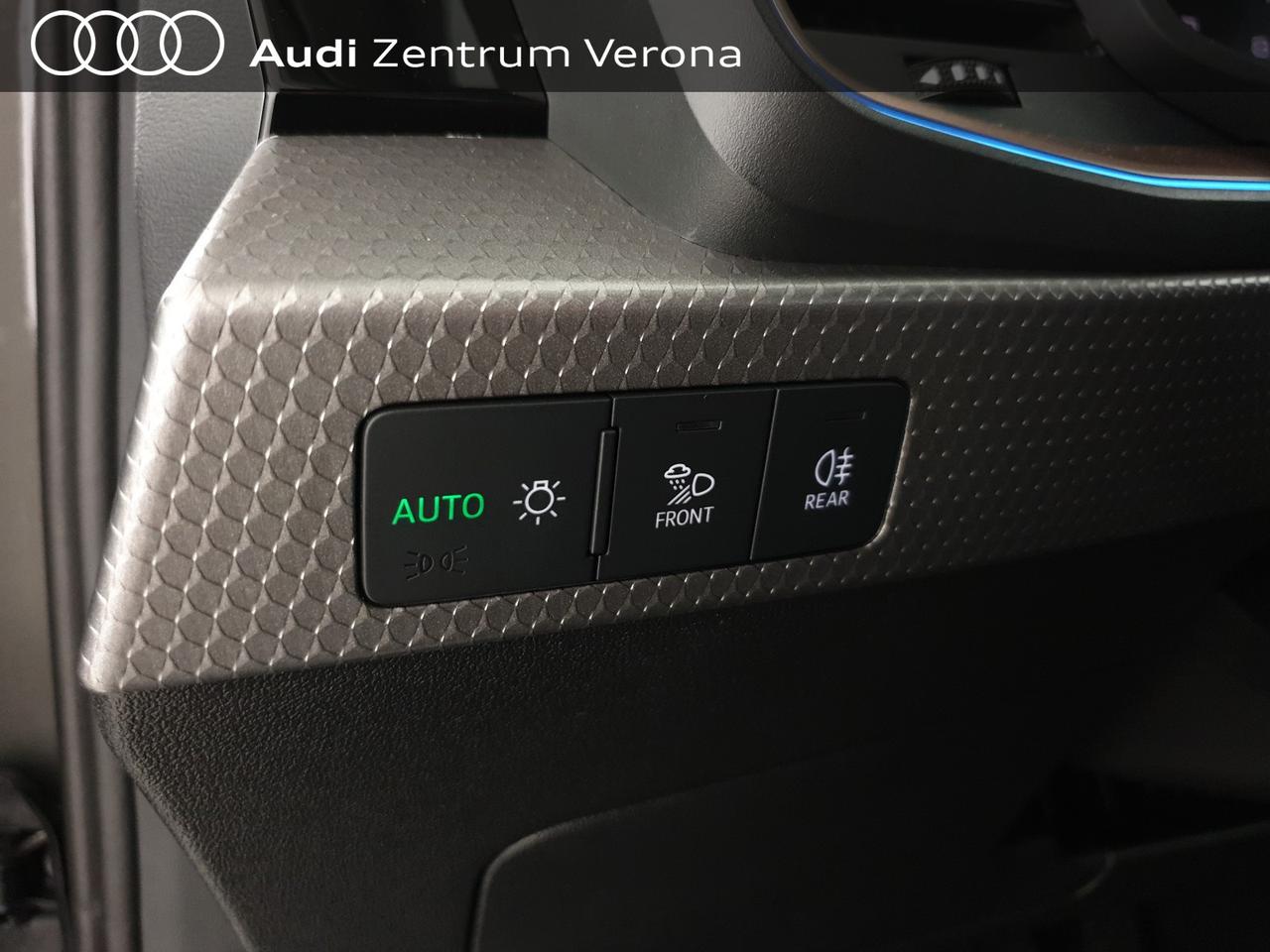 Allstreet 35TFSI 150CV S tronic Identity Contrast