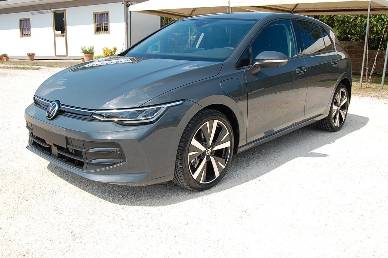 Volkswagen Golf 1.5 TSI eHybrid DSG Edition Plus 204cv