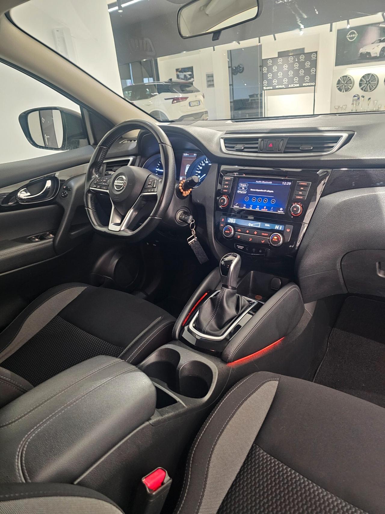Nissan Qashqai 1.5 dCi N-Connecta