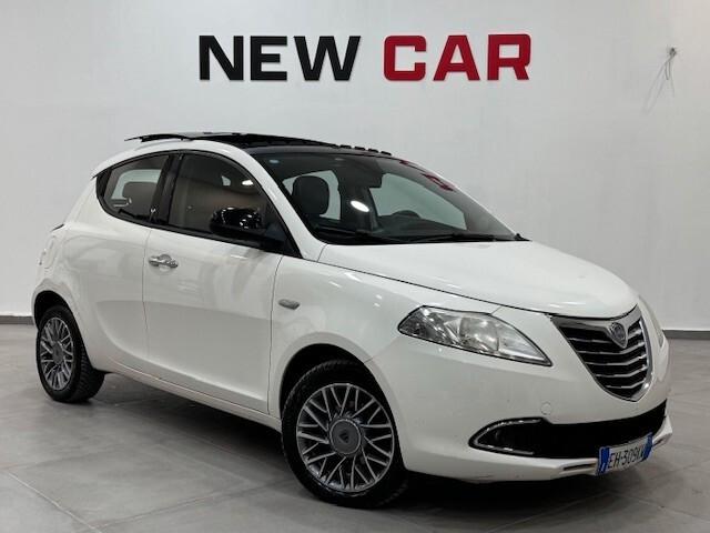 Lancia Ypsilon 1.2 69 CV 5 porte S&S Platinum