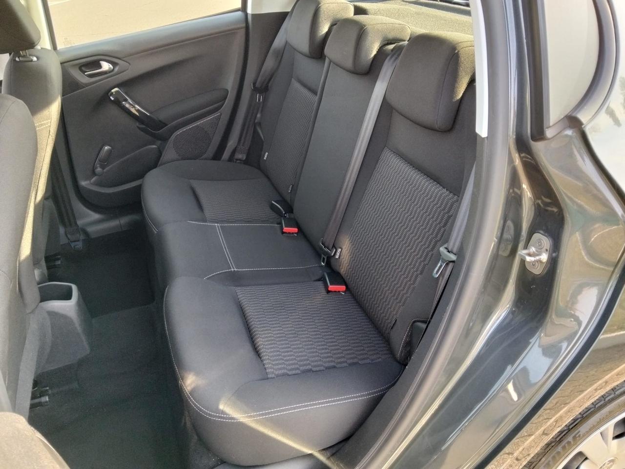 Peugeot 208 PureTech 82Cv 5P*Cerchi*Internet Connect