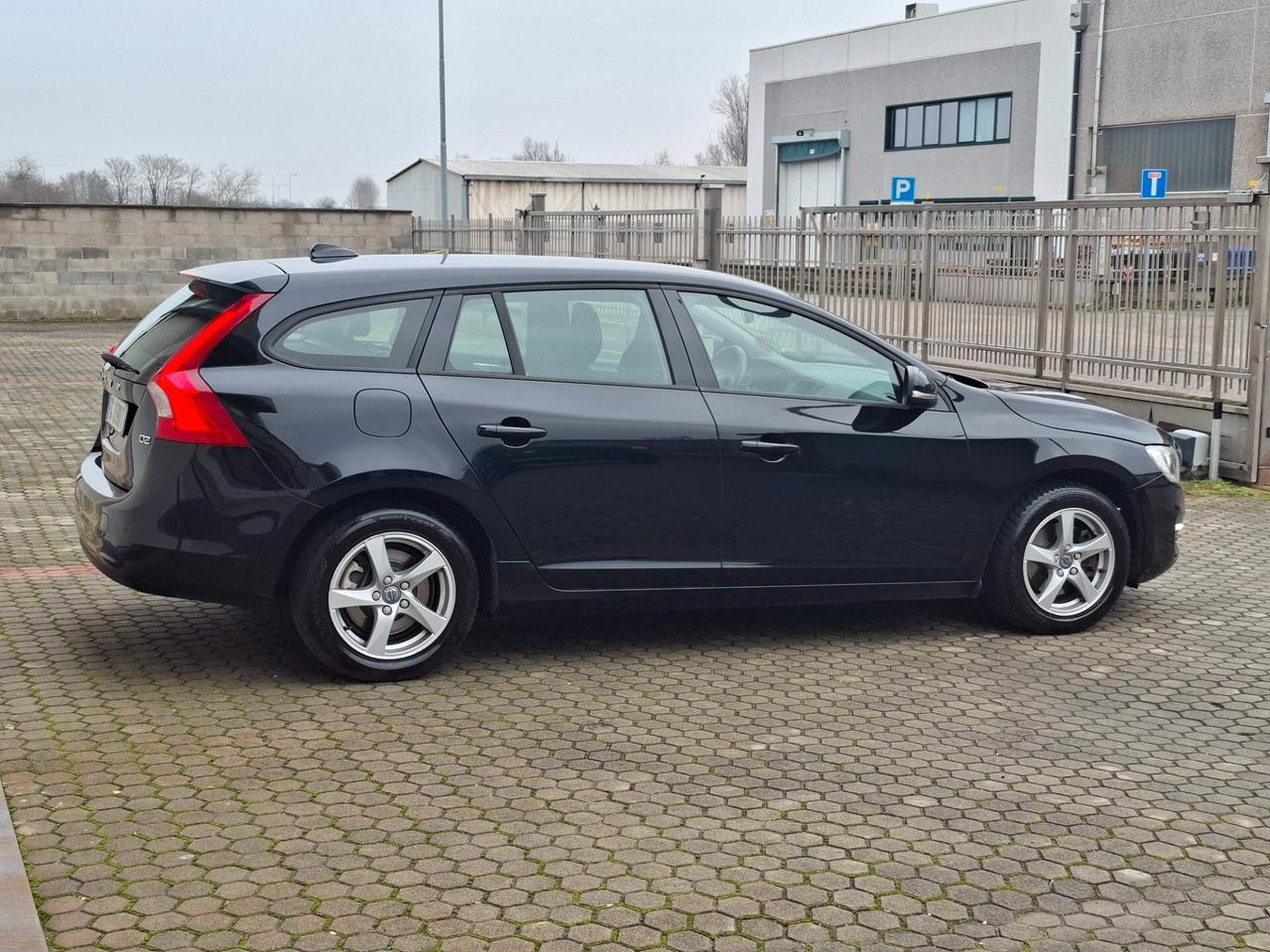 Volvo V60 2.0 d2 Dynamic N1 *IVA INCLUSA*