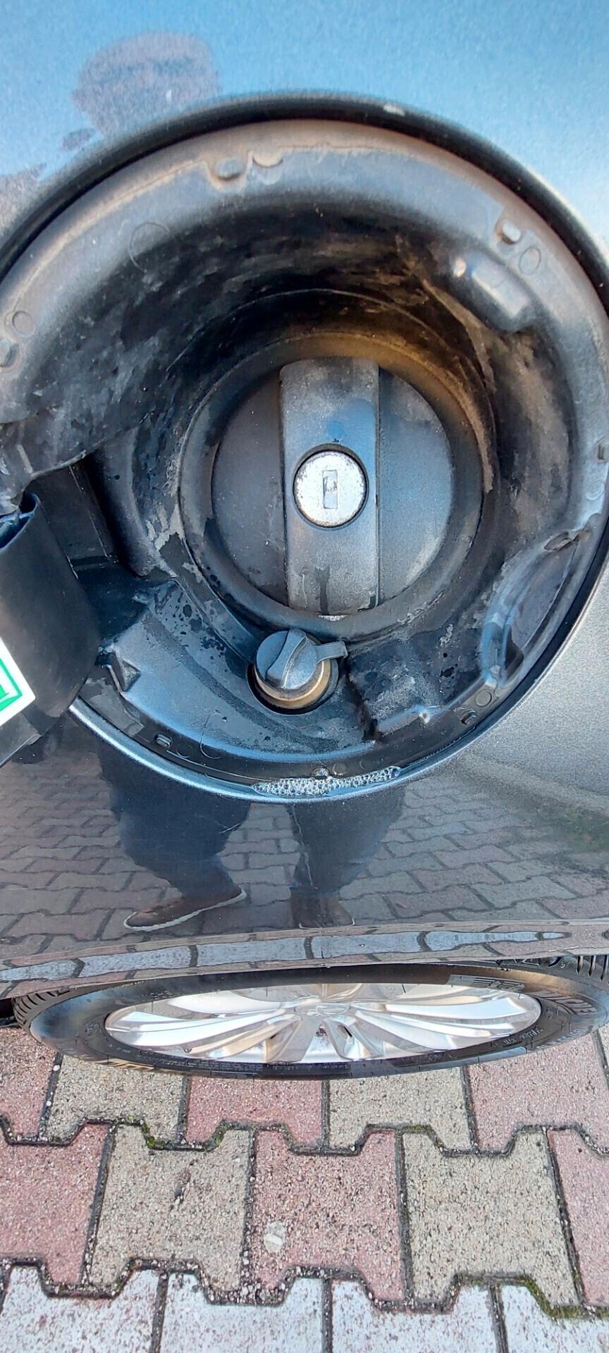 PEUGEOT 208 1,2 GPL DI SERIE 82 CV TELEFONO CRUISE CONTROL LEGA SENSORI OK CERTIFICATA