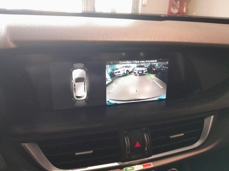 Alfa Romeo Stelvio 2.2 t B-Tech Q4 210cv auto