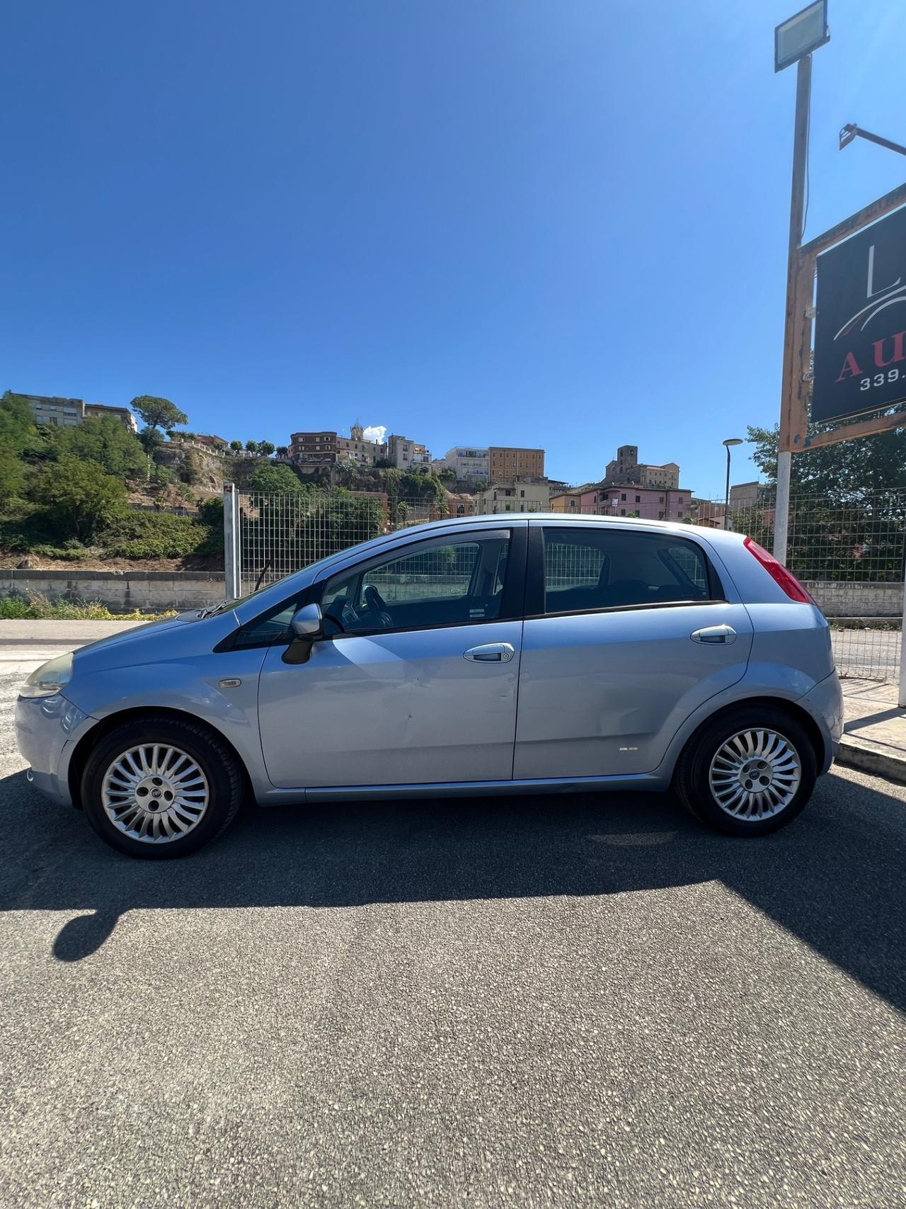 Fiat Grande Punto 1.3 MJT 90 CV 5 porte Dynamic
