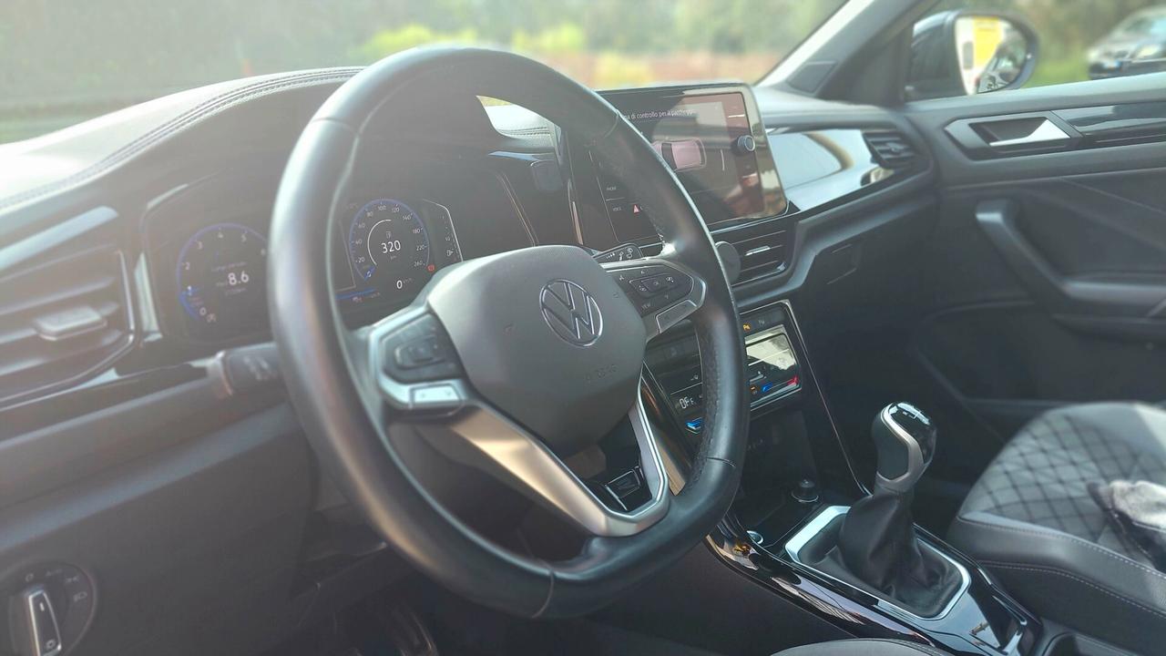 Promo Volkswagen T-Roc TSI R-Line Unicopr