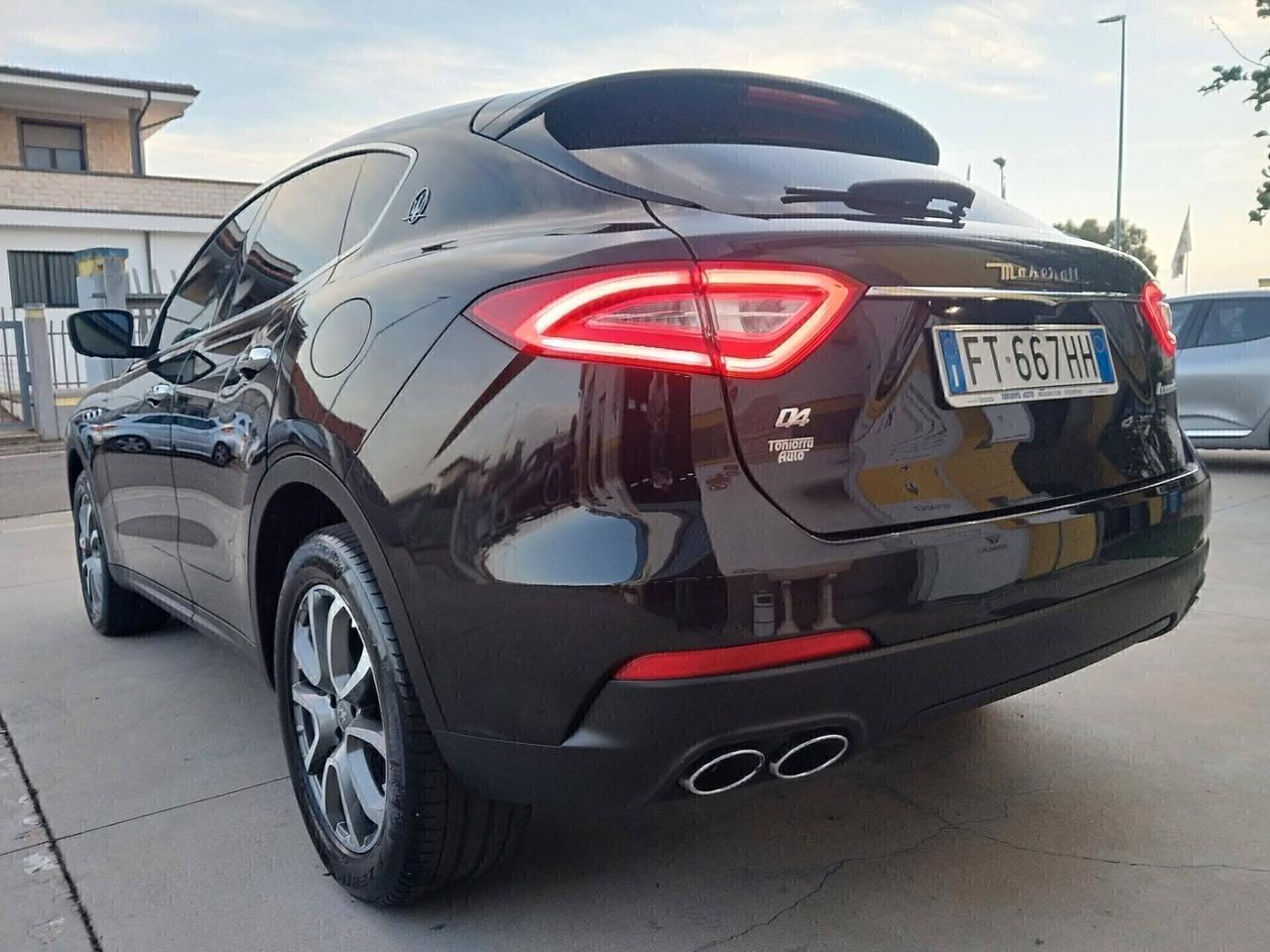 MASERATI Levante 3.0 V6 Diesel 250cv AWD