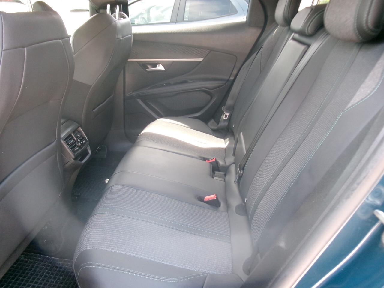 Peugeot 3008 1.5 BLUEHDI 130CV EAT8 ALLURE PACK S FULL OPTIONAL *KM 108000*
