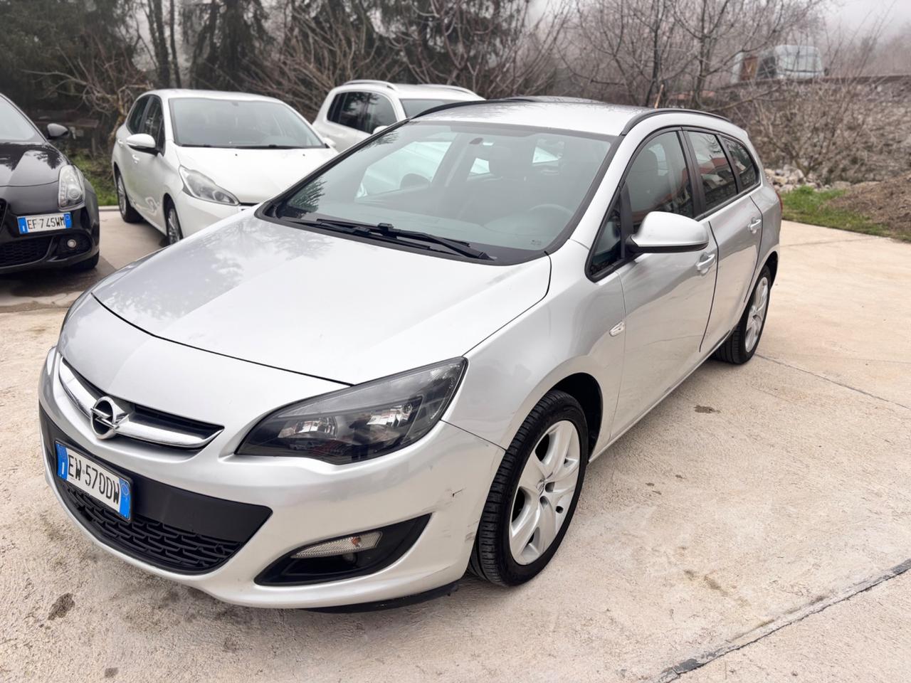 Opel Astra 1.4 Turbo 140CV Sports Tourer GPL Tech Cosmo