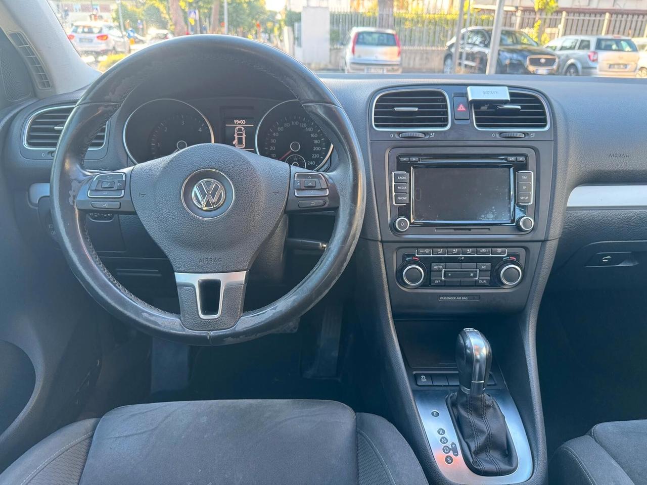 VW GOLF 1.6 TDI DSG 5p. NEOPATEN GARANZIA 12 MESI