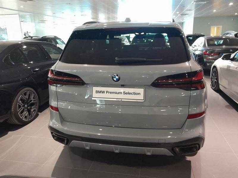 BMW X5 xdrive40d mhev 48V Msport auto