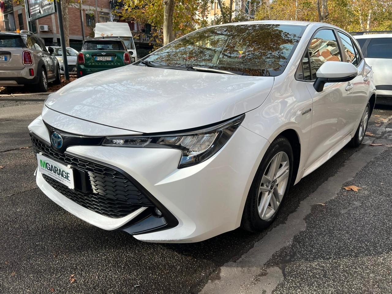 Toyota Corolla 1.8 Hybrid BIANCA