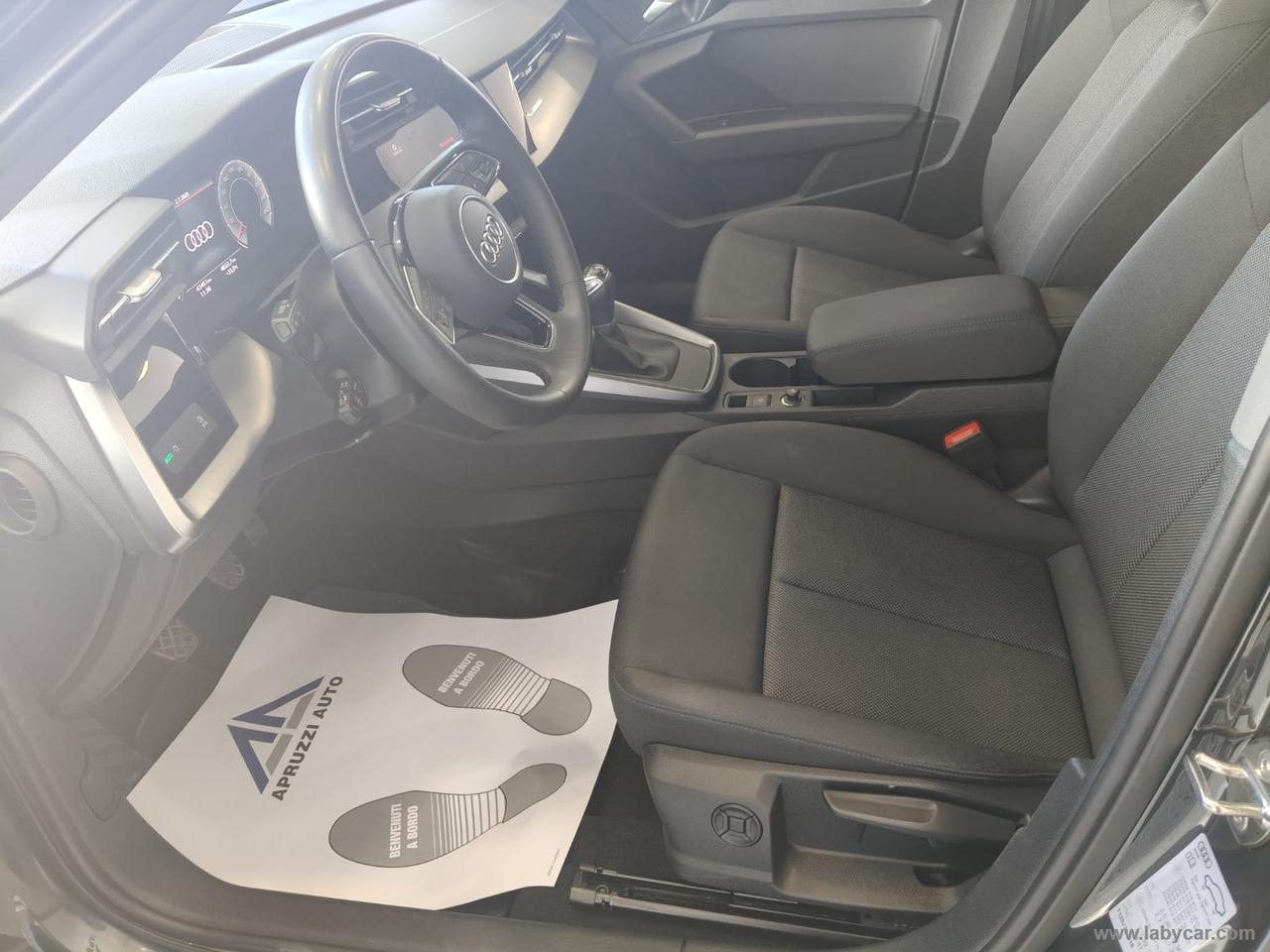 AUDI A3 Sedan 30 TDI Business Advanced