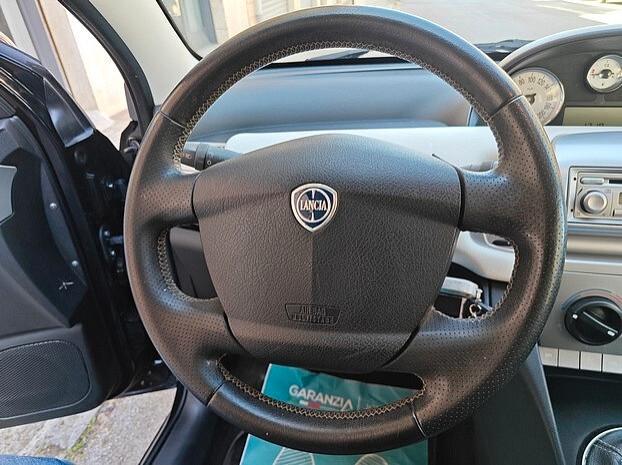 LANCIA Ypsilon 1.2 Benzina 69cv *UNYCA* - 2011