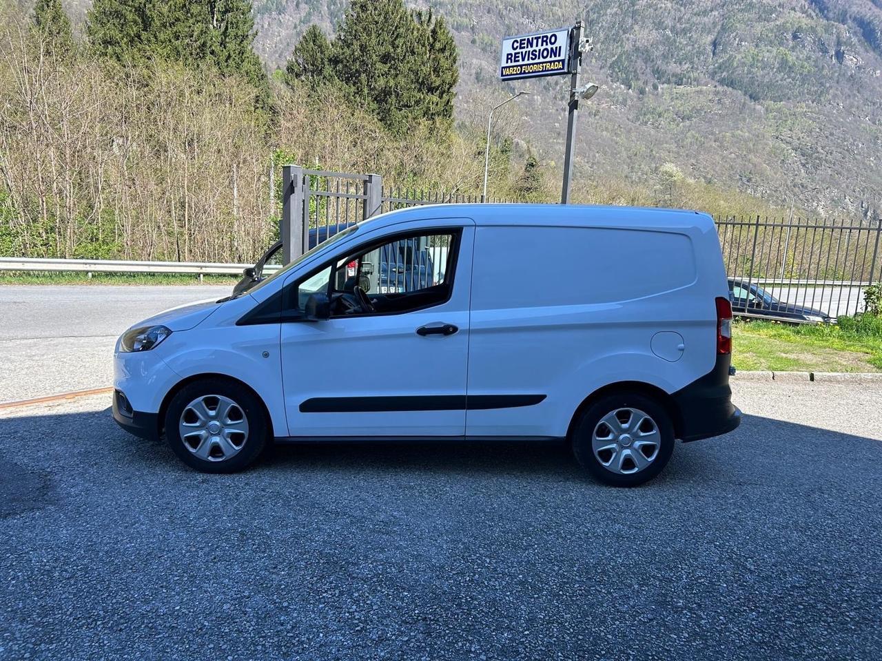 Ford Transit Courier 1.5 TDCi 75CV Van Trend