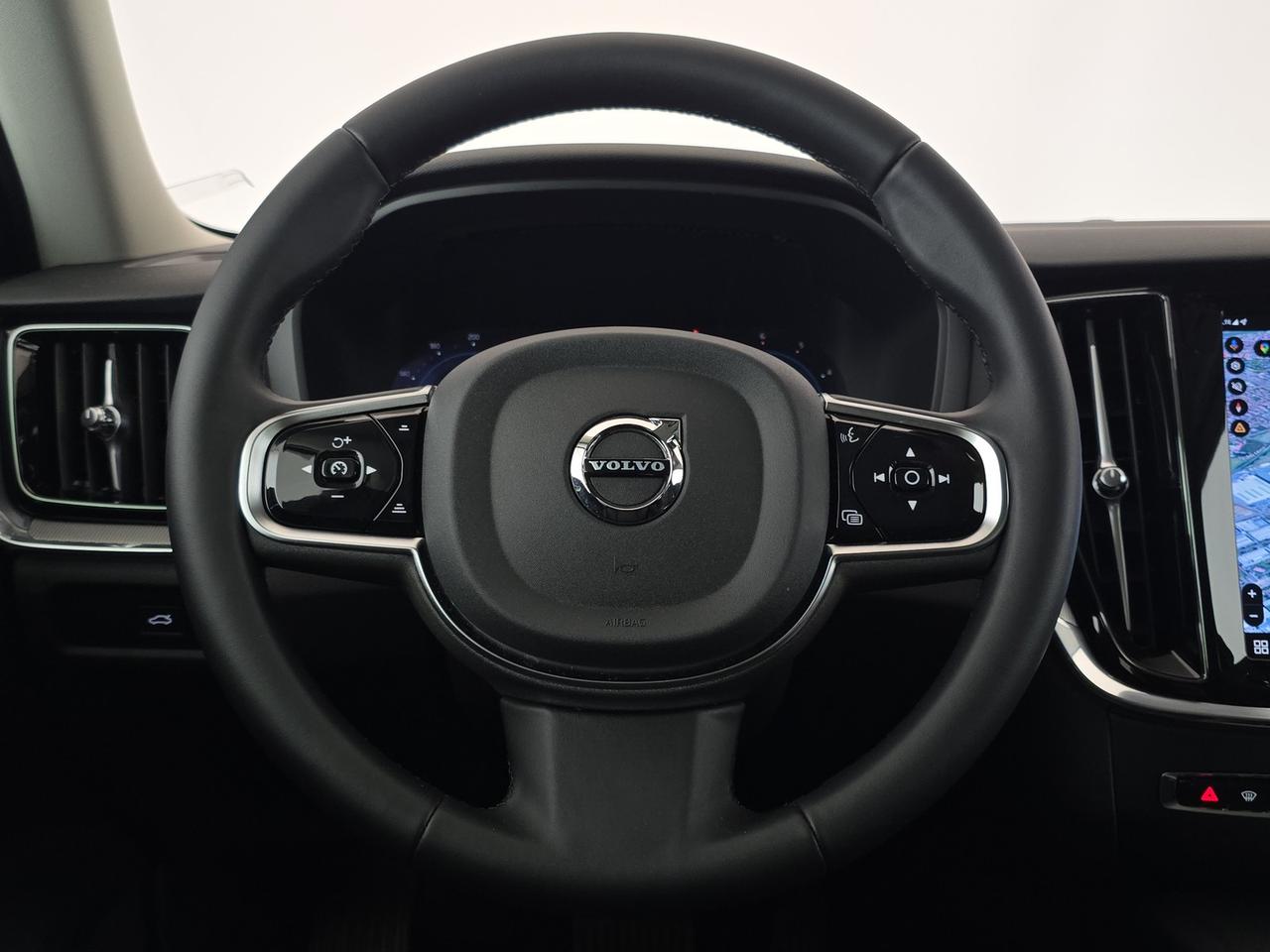 Volvo V60 Cross Country cross country 2.0 b4 core awd auto