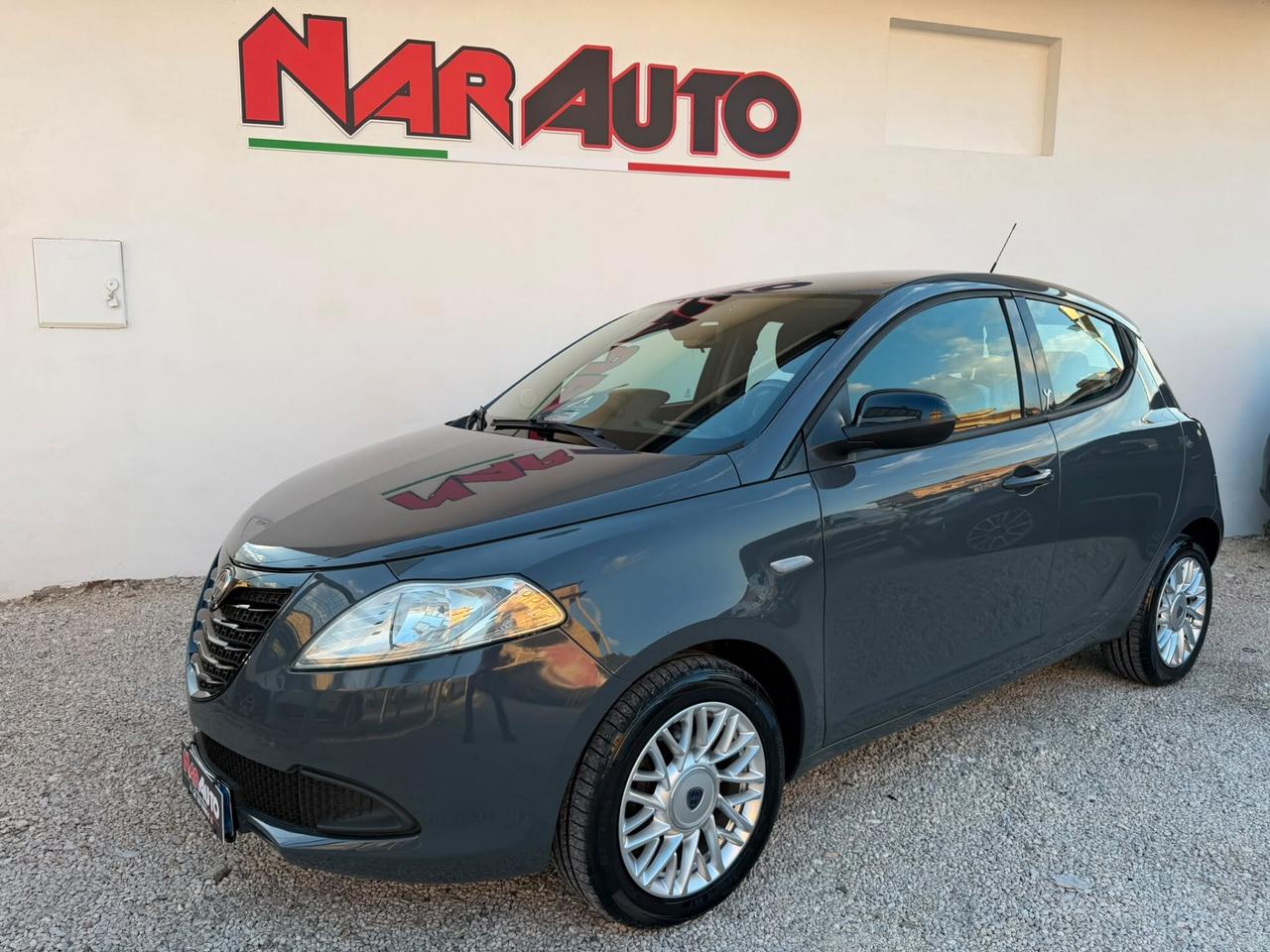 Lancia Ypsilon 1.3 MJT 95 CV Platinum 78000km