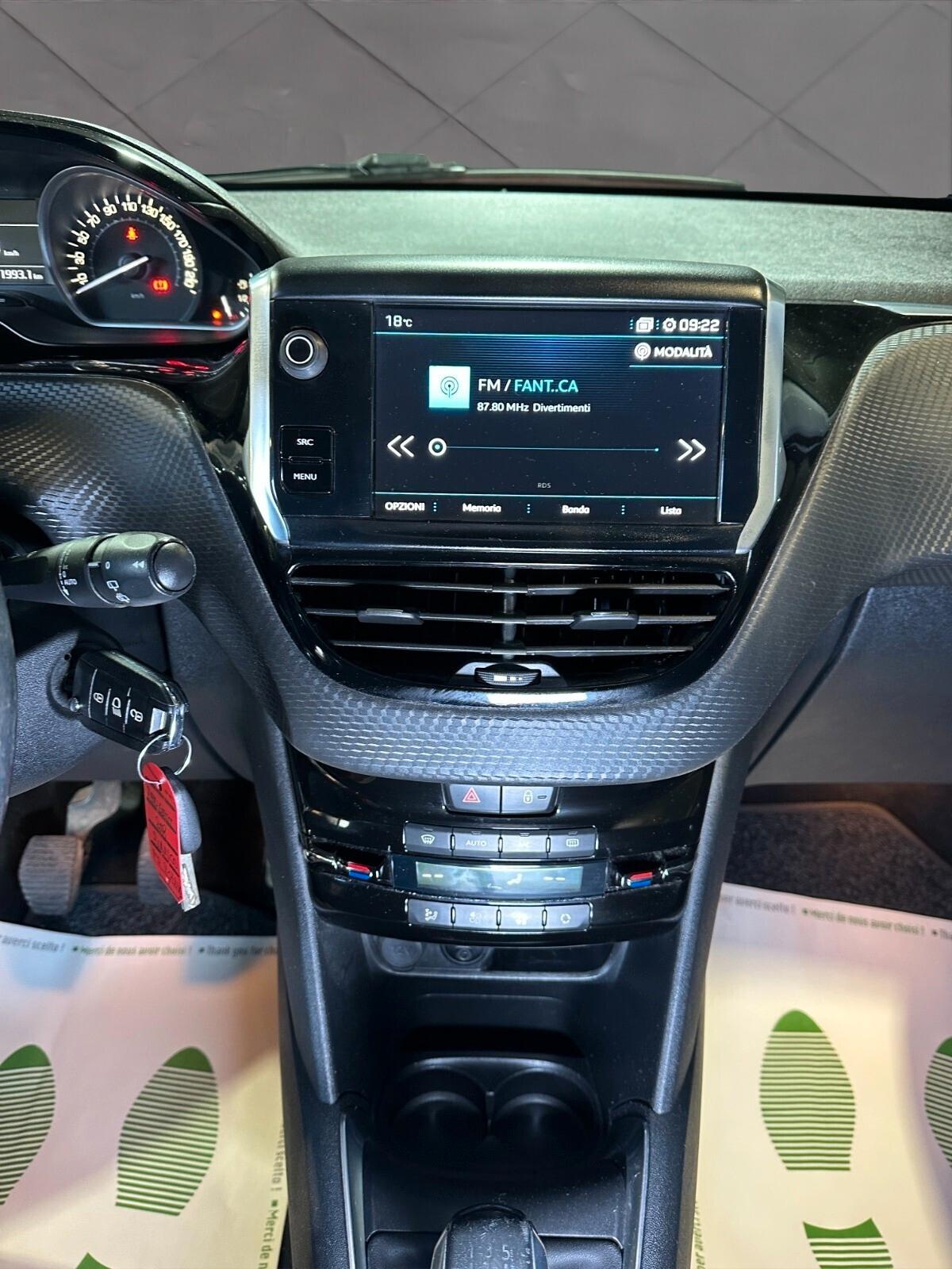 Peugeot 208 BlueHDi 75 5P Allure