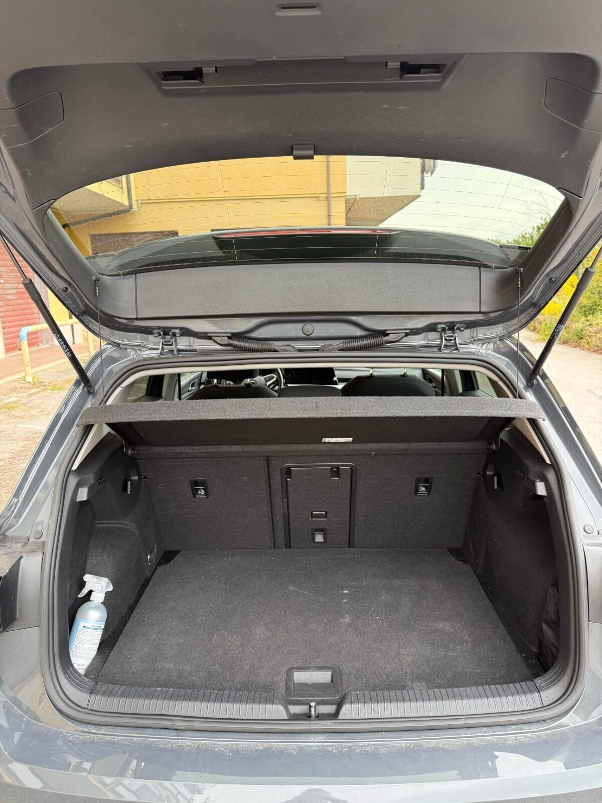 Volkswagen Golf 1.5 eTSI 130 CV EVO ACT DSG Life