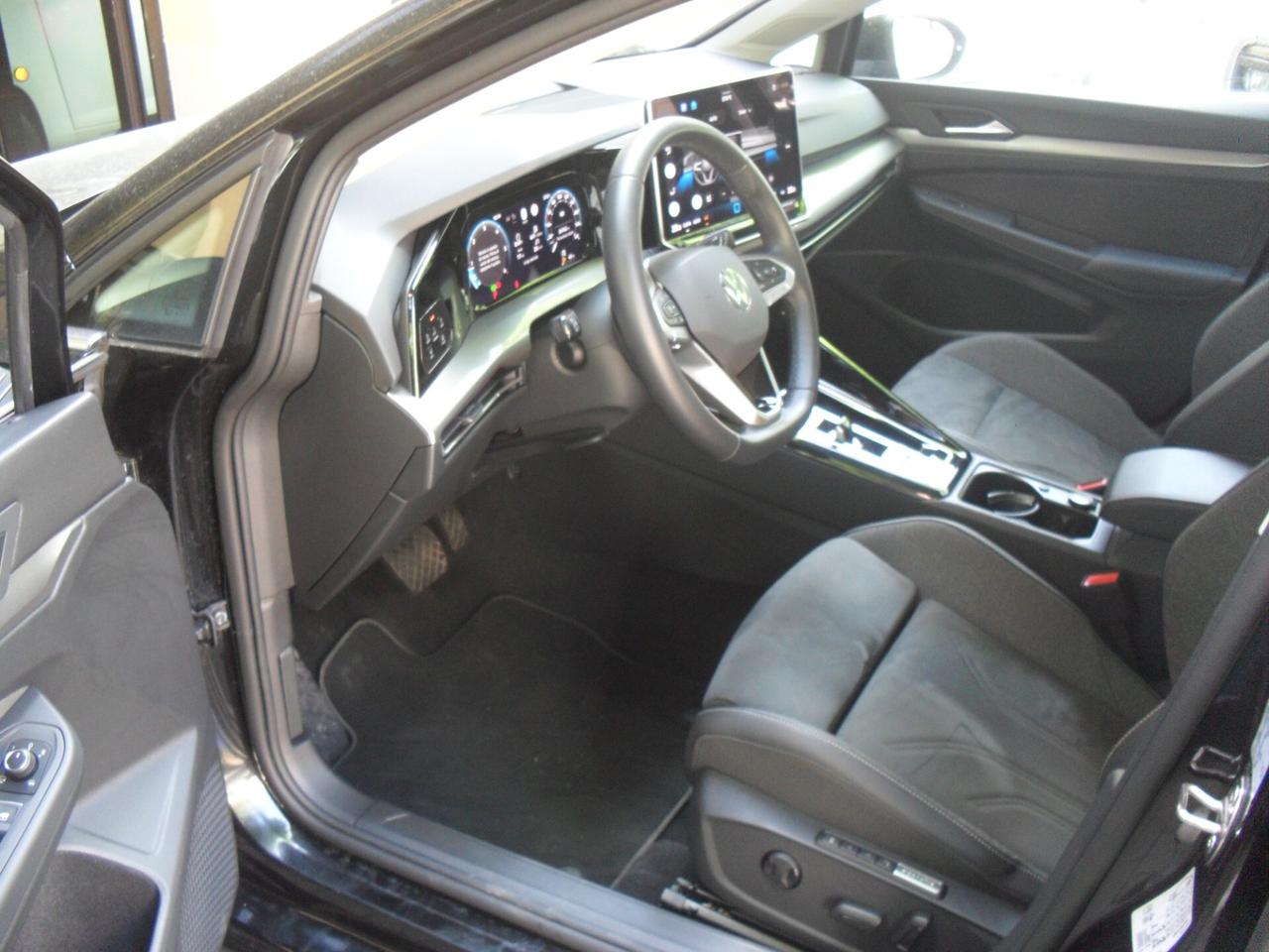 Volkswagen Golf 2.0 TDI 150 CV DSG SCR Style