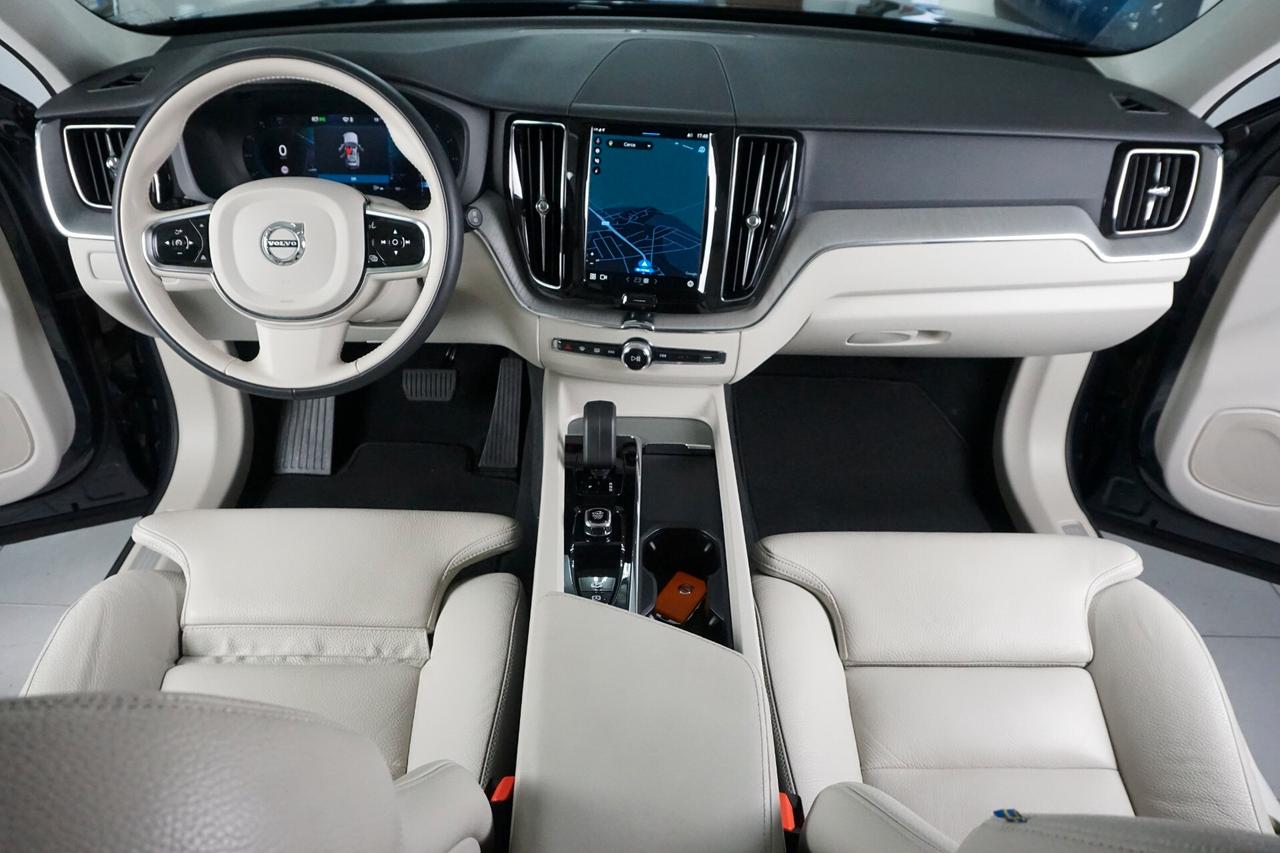 Volvo XC 60 B4 (d) auto AWD autocarro Ultimate Dark