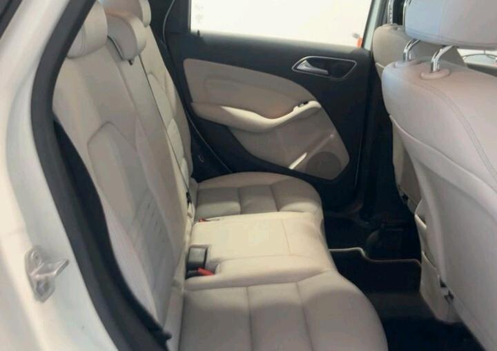 Mercedes-benz B 180 CDI Sport AMG LINE