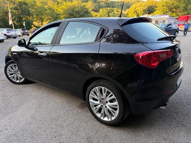 ALFA ROMEO Giulietta 1.6 JTDm 120 CV Distinctive