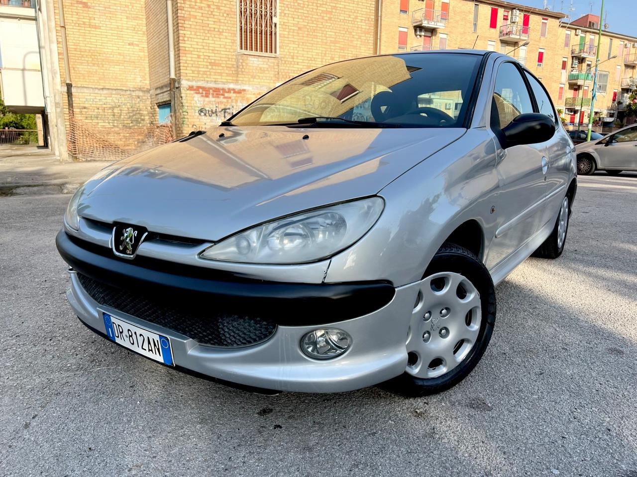 Peugeot 206 1.4 5p. GPL