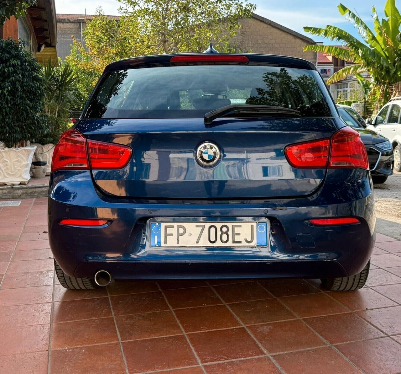 Bmw 118d 5p. Advantage cambio aut.