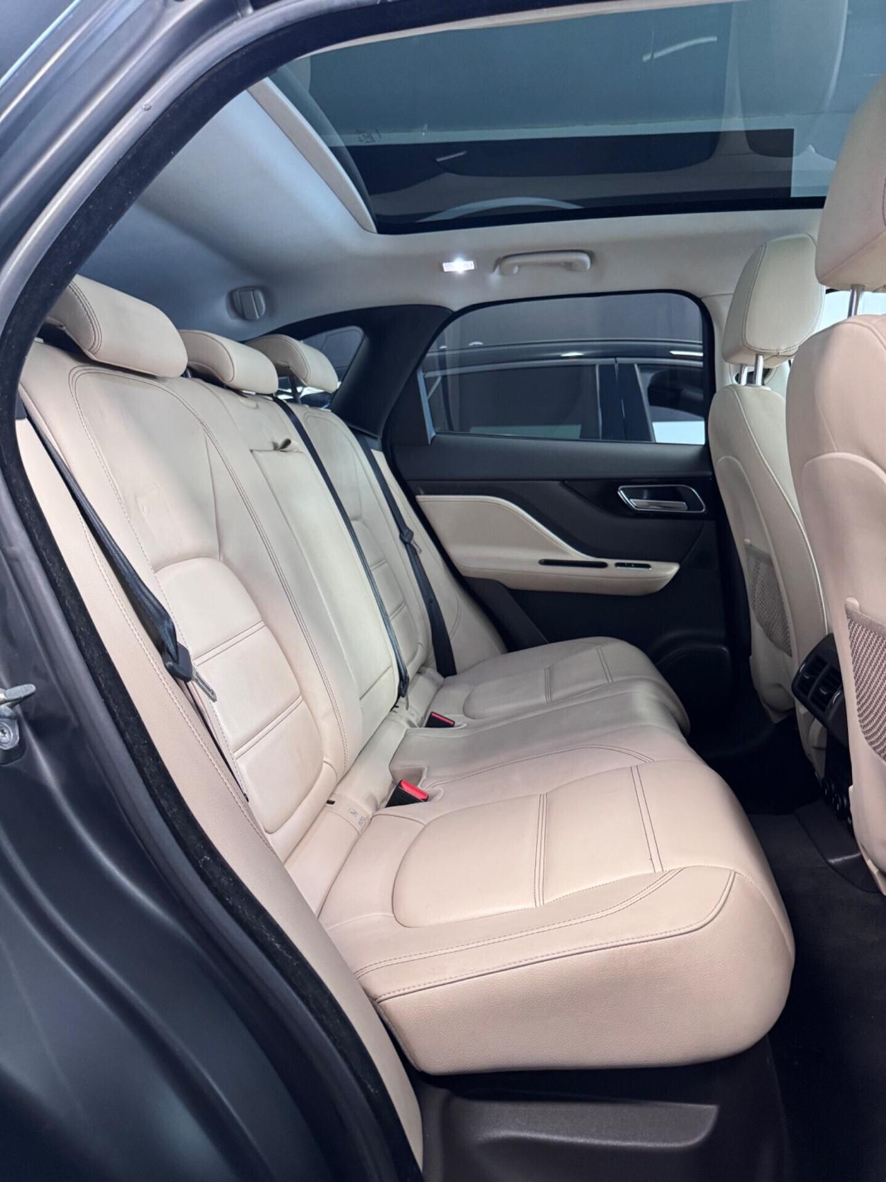 Jaguar F-Pace 2.0 D 180 CV AWD R-Sport Tetto Panoramico