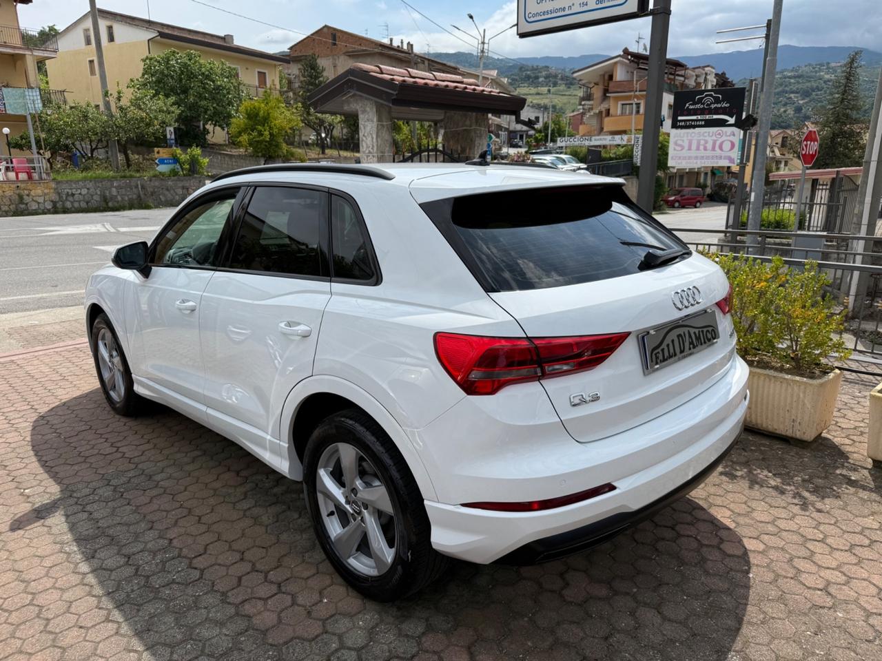 Audi Q3 35 TDI S tronic Business