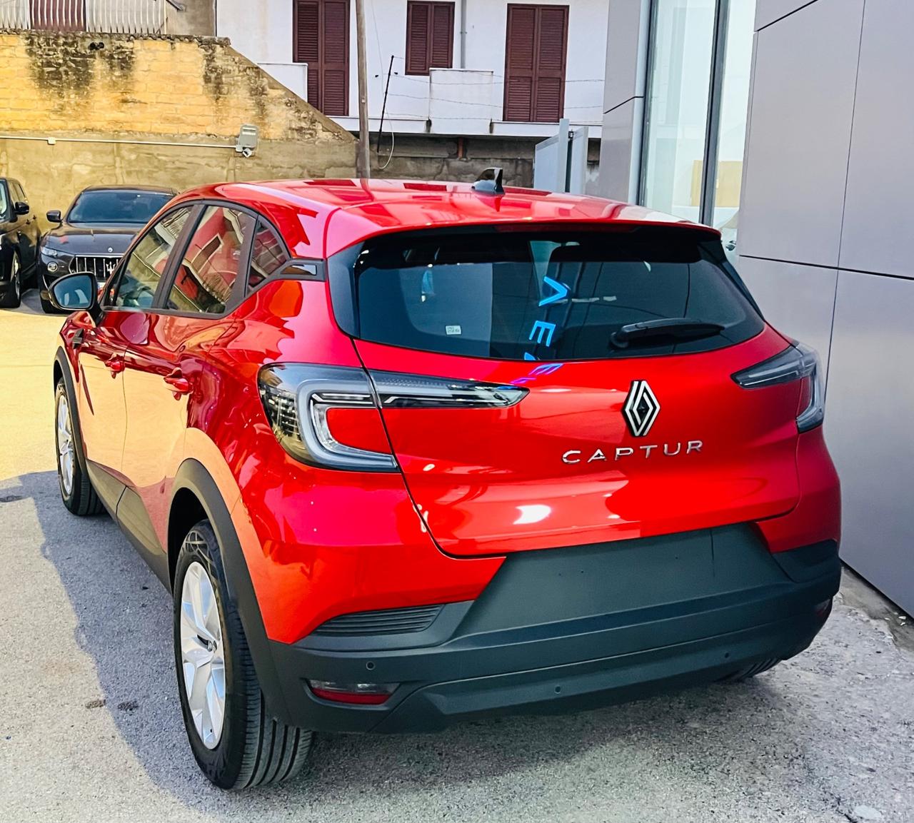 Renault Captur 1.0 Evolution possibilità noleggio no scoring