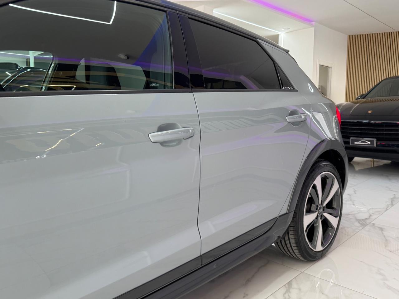 Audi A1 citycarve S- tronic Identity Contrast Iper Full