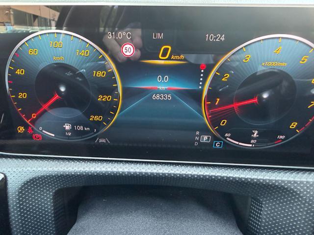 MERCEDES-BENZ A 250 4 Matic Premium AMG