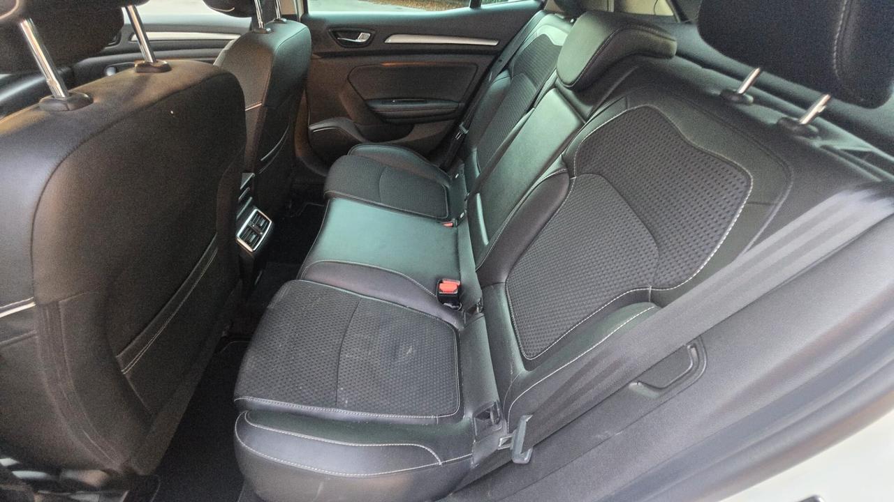 Renault Megane Mégane dCi 130 CV Energy Bose