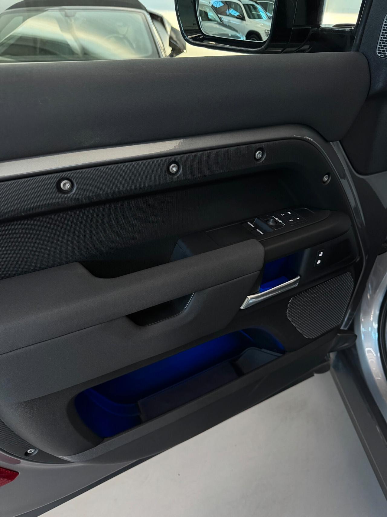 Land Rover Defender 90 SE D200 AWD 3.0cc 200cv Assetto regolabile Navi