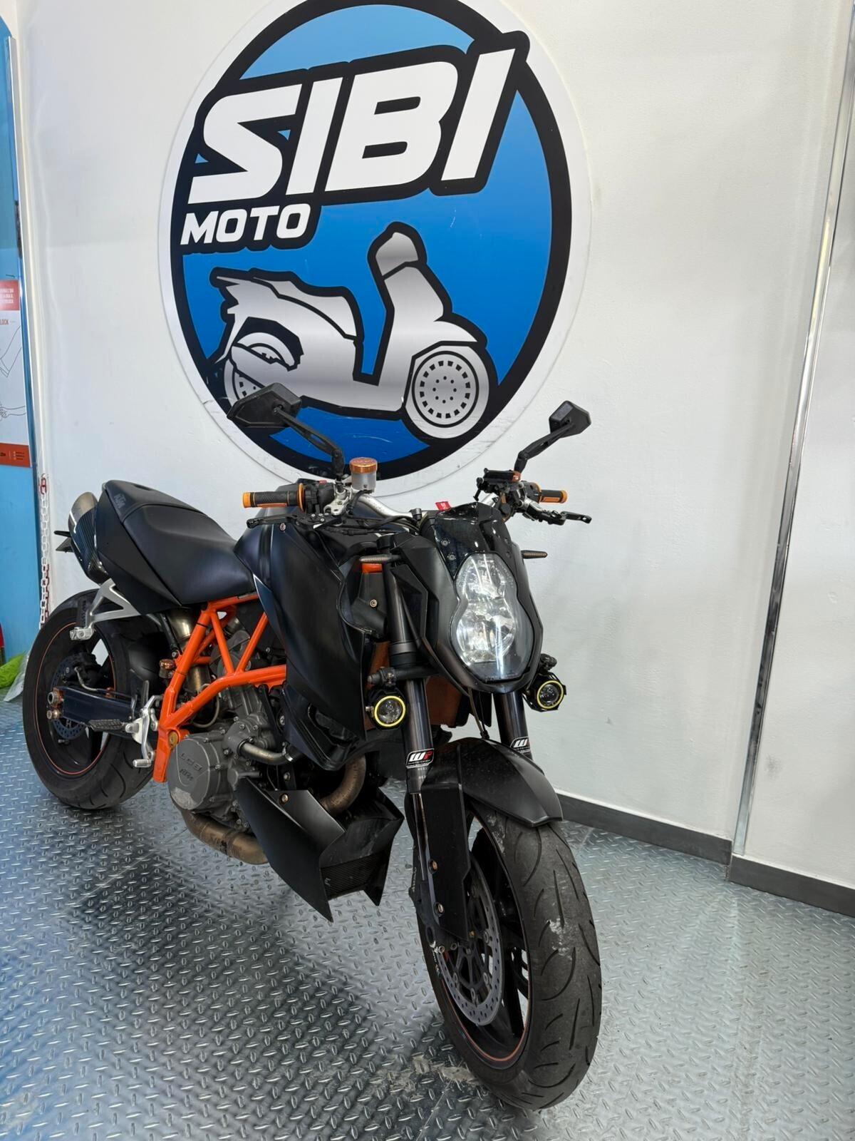 KTM 990 DUKE