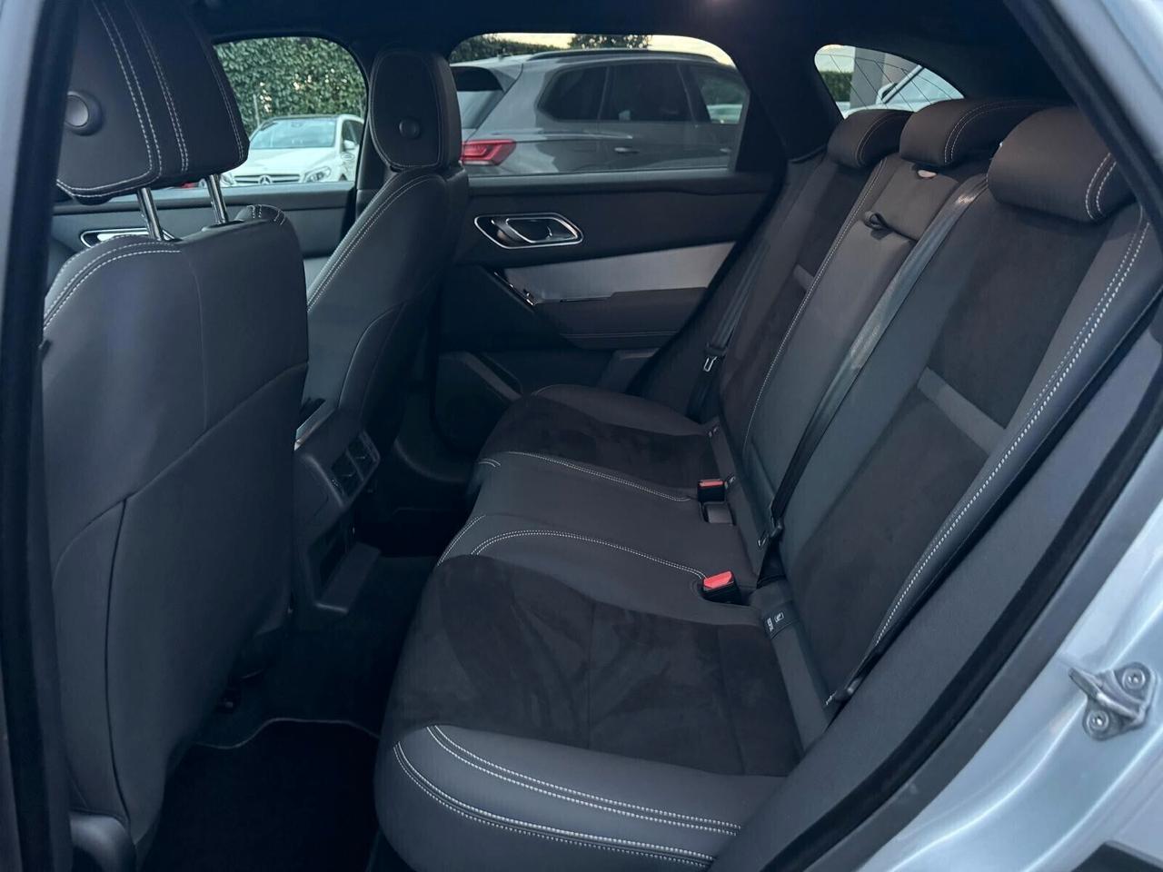 Land Rover Range Rover Velar Range Rover Velar 3.0 V6 SD6 300 CV R-Dynamic HSE
