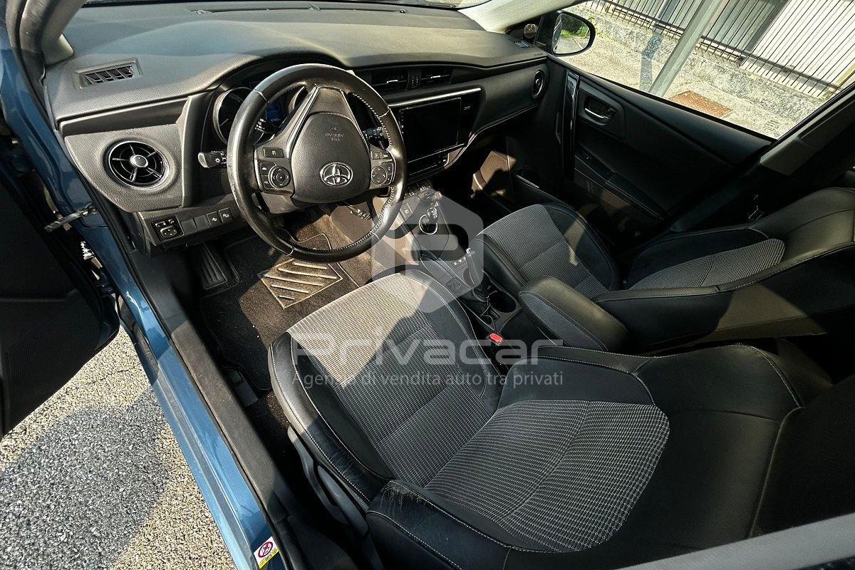 TOYOTA Auris 1.8 Hybrid Lounge