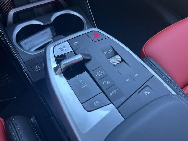 BMW iX2 eDrive20 M Sport