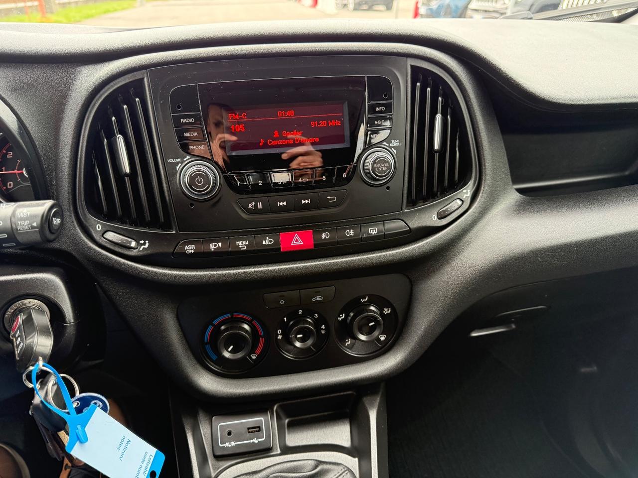 Fiat Doblo Combi N1 Autocarro 5 POSTI